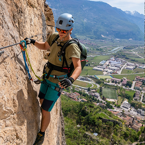 هناك العديد من العوامل التي لا يمكن السيطرة عليها في البيئة الخارجية